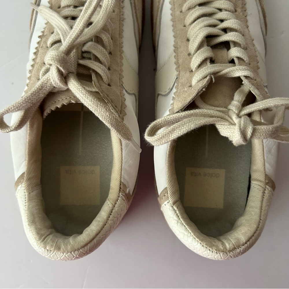 Dolce Vita Notice Sneaker Shoes Ivory Cream Snakeskin Metallic Gold 6.5 - Picture 9 of 11